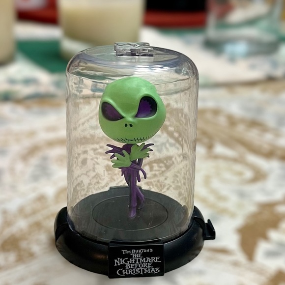 Collector Domez: Nightmare Before Christmas Dome Series 6 - Jack Skellington - Picture 2 of 4
